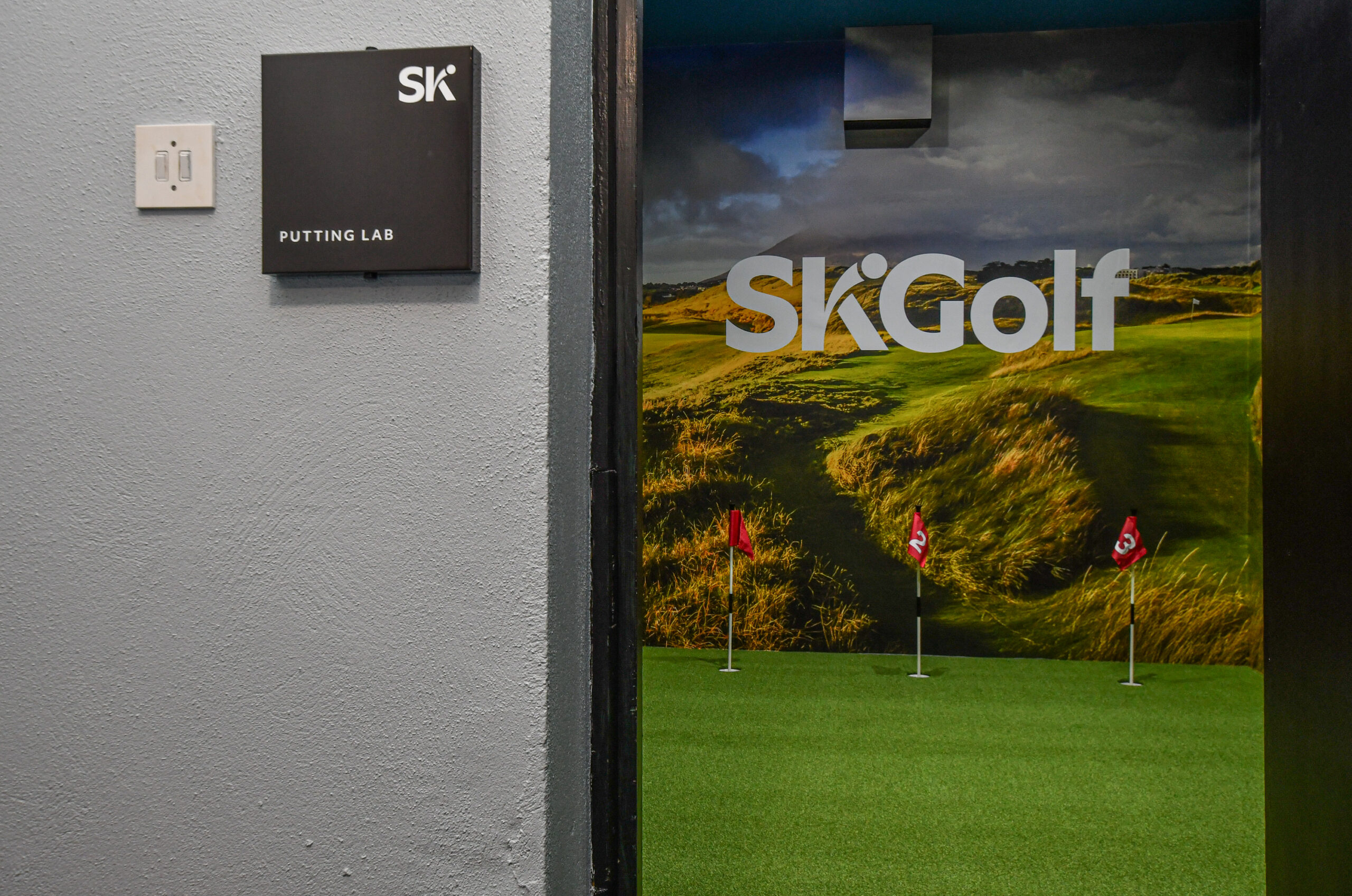 SK Golf Putting Lab Green